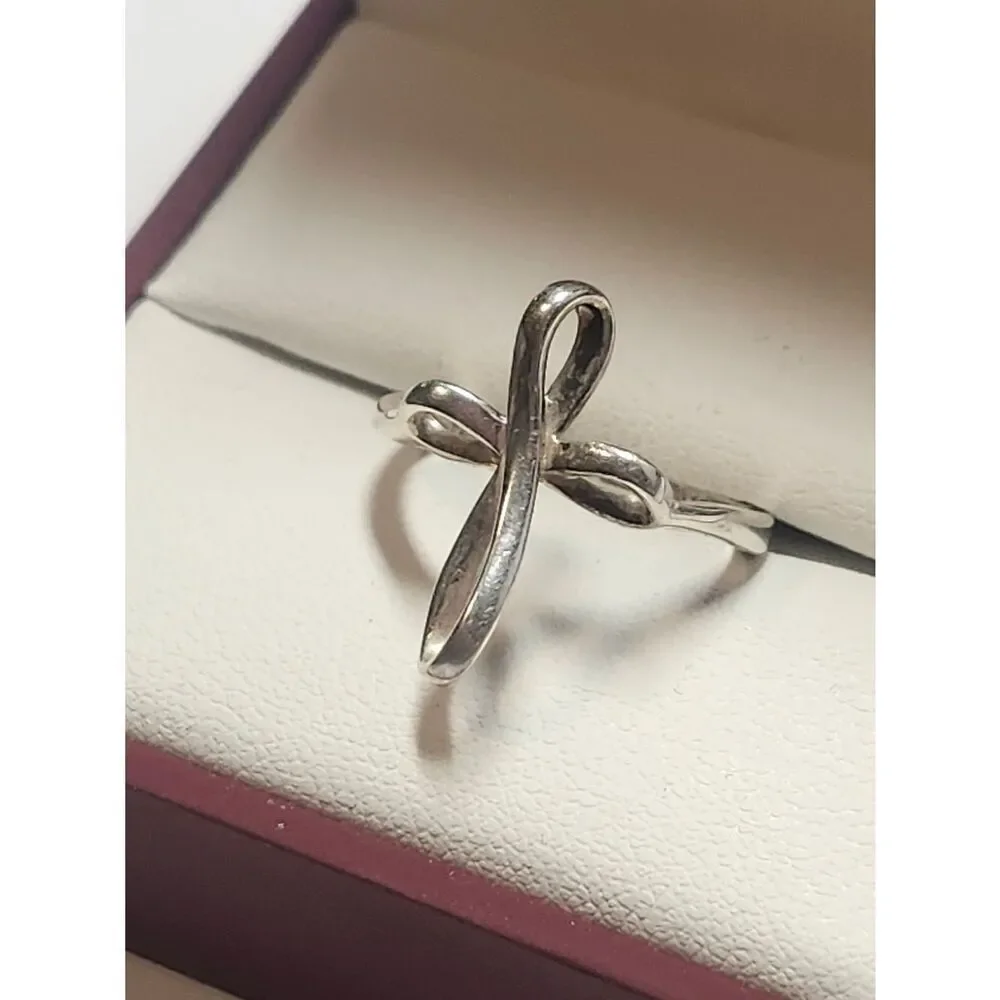 NVC Nataliya V Collister Sterling Silver 925 Infinity Cross Ring Size 6